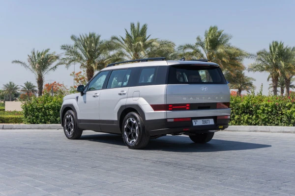 Hyundai Santa Fe (Argento), 2024