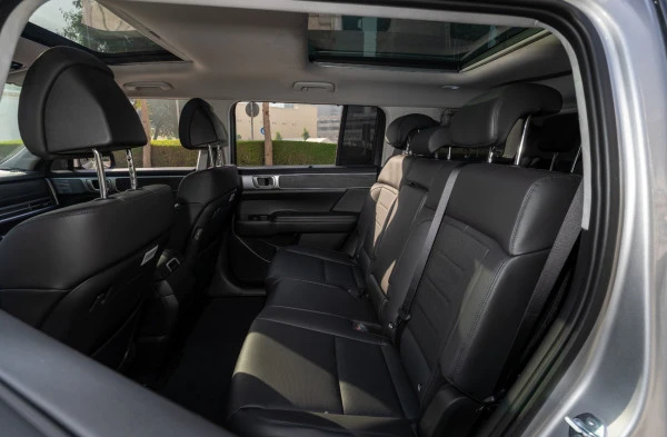 Hyundai Santa Fe (Silver), 2025