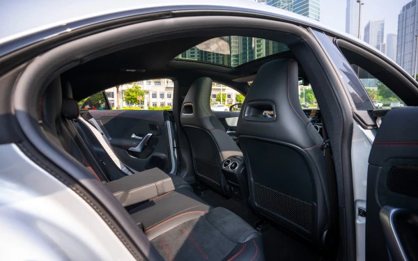 Mercedes CLA200 (Silver), 2025