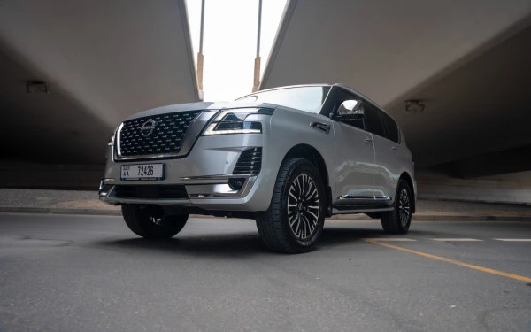 Nissan Patrol Platinum V6 (Silver), 2024