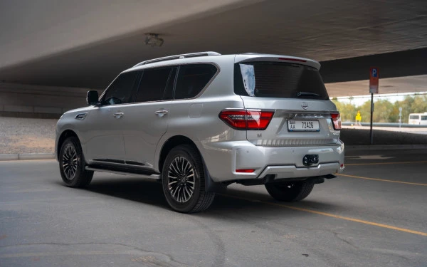 Nissan Patrol Platinum V6 (Silver), 2024