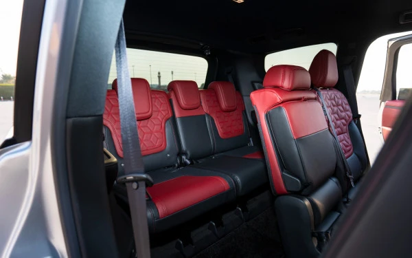 Nissan Patrol Platinum V6 (Silver), 2025