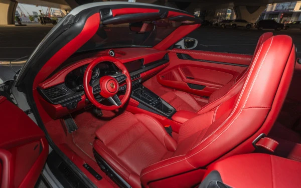 Porsche 911 Carrera GTS (Silver), 2024
