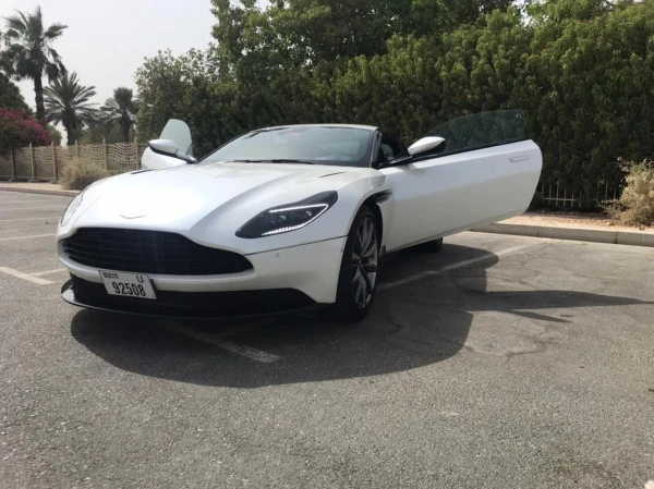 Aston Martin DB11 (White), 2018