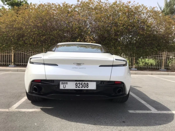 Aston Martin DB11 (White), 2018