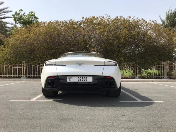 Aston Martin DB11 (White), 2018