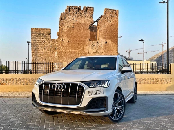 Audi Q7 (White), 2020