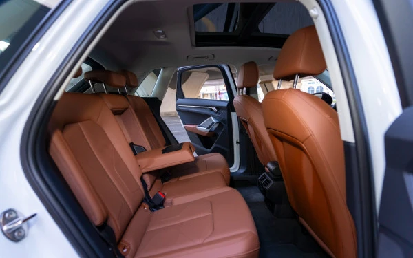 Audi Q3 (White), 2024