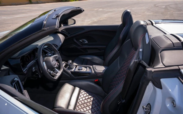 Audi R8 Spyder (White), 2024