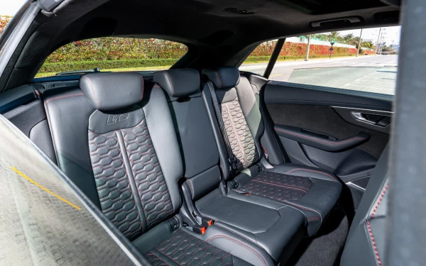 Audi RSQ8 (White), 2021