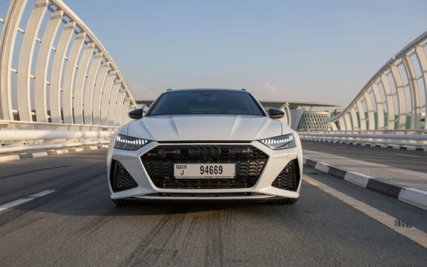 Audi RS6 (White), 2022
