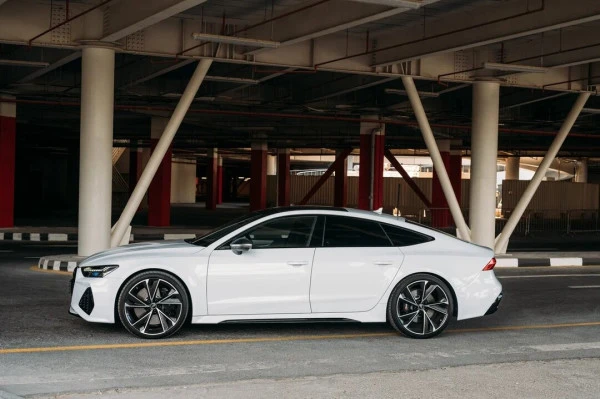 Audi RS7 (White), 2023