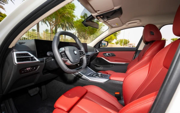 BMW 318i (White), 2025
