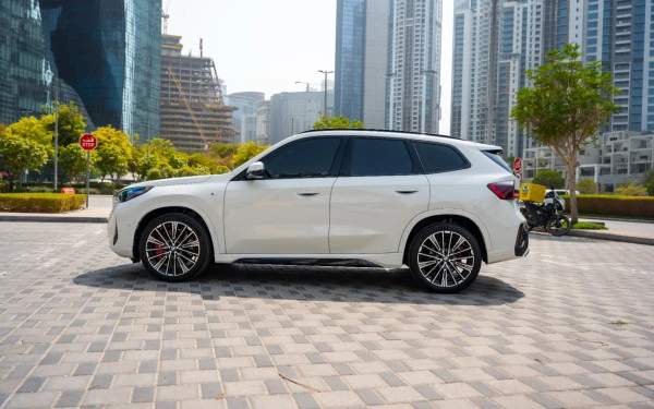 BMW X1 (White), 2025
