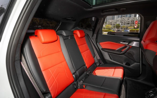 BMW X1 (White), 2025