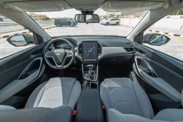 Chevrolet Captiva (White), 2024