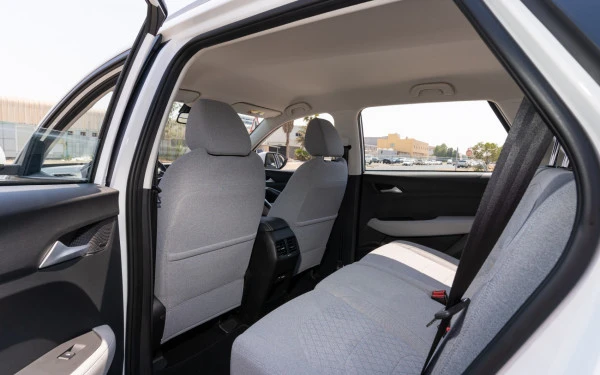 Chevrolet Captiva (White), 2024
