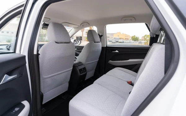 Chevrolet Captiva (Weiß), 2024
