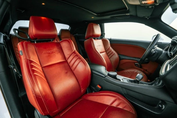 Dodge Challenger V8 Hellcat (Red), 2018