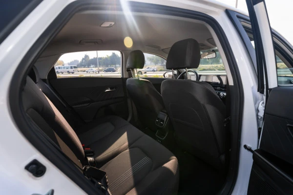 Hyundai Accent (White), 2024