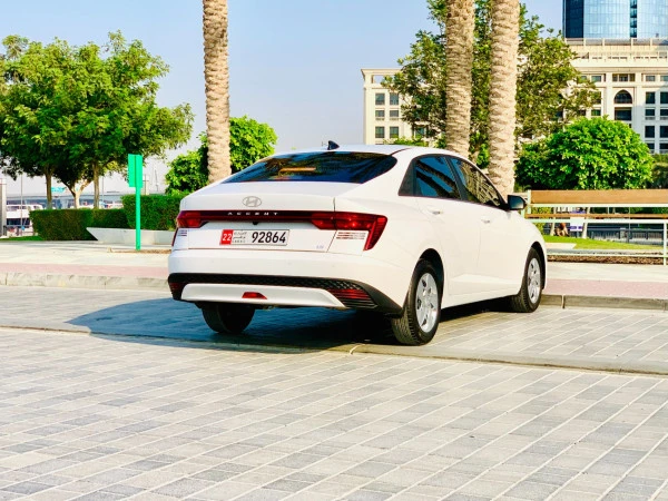 Hyundai Accent (White), 2026