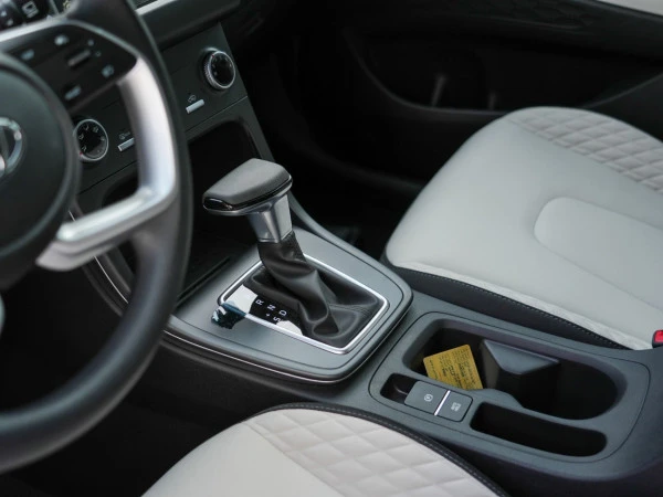 Hyundai Creta (White), 2024
