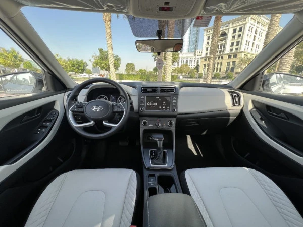 Hyundai Creta (White), 2025