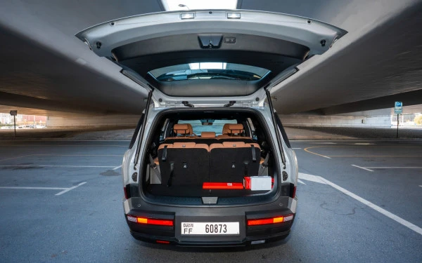 Hyundai Santa Fe (Silver), 2025