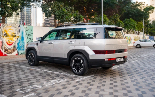 Hyundai Santa Fe (White), 2025