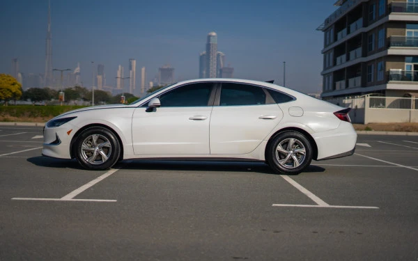 Hyundai Sonata (White), 2021