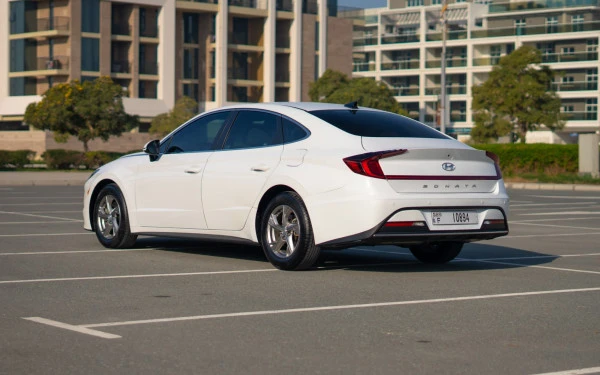 Hyundai Sonata (White), 2021