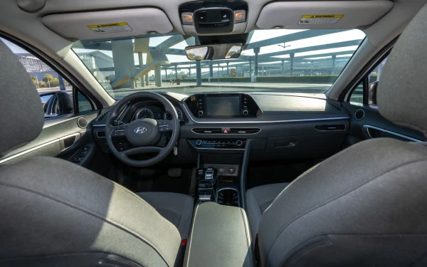 Hyundai Sonata (White), 2021