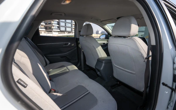 Hyundai Sonata (White), 2021