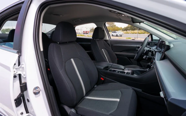 Hyundai Sonata (White), 2024