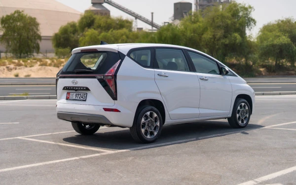Hyundai Stargazer (White), 2024