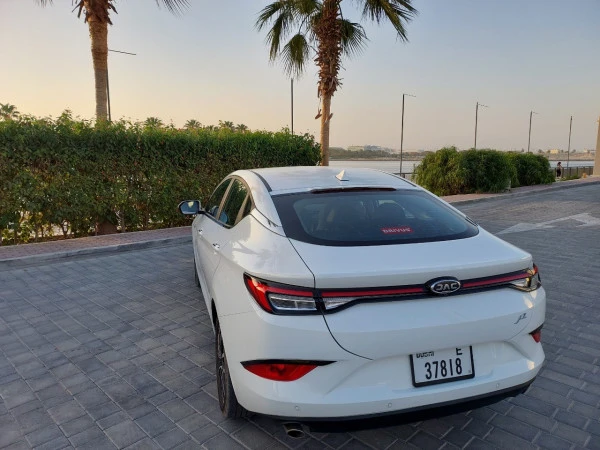 JAC J7 (White), 2024