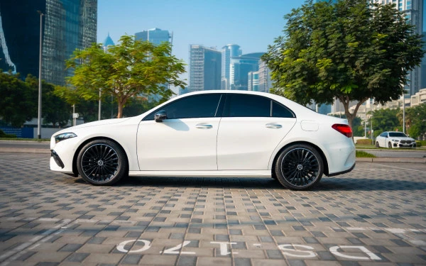Mercedes A200 (White), 2025