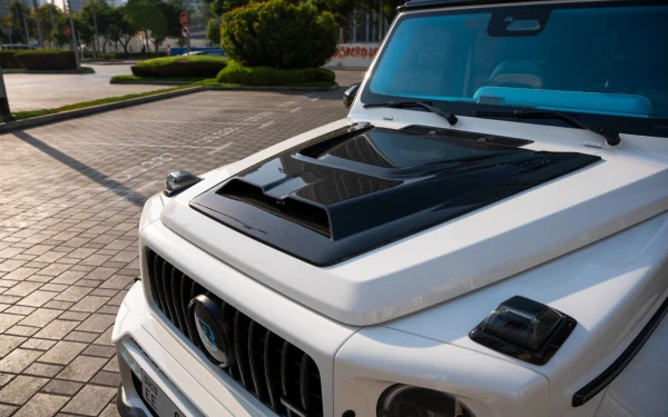 Mercedes G63 Brabus Kit (White), 2025