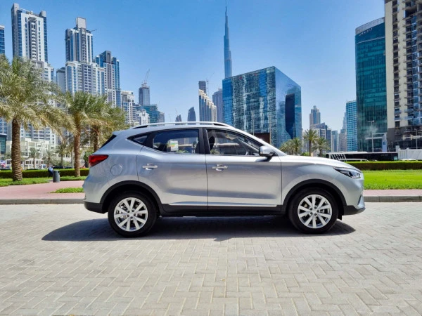 MG ZS (Silver), 2025