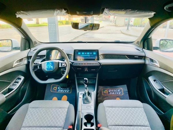MG3 (White), 2025