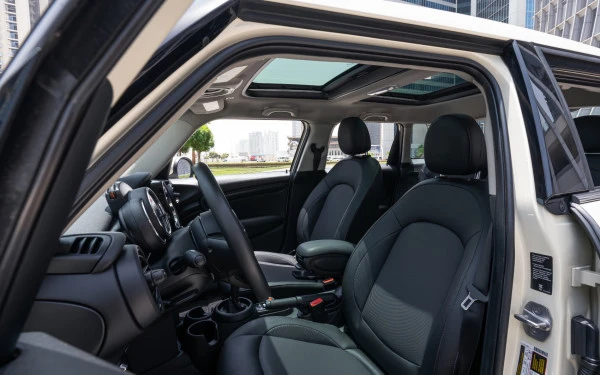 Mini Cooper S (White), 2020