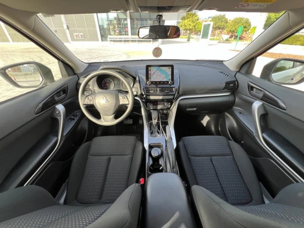 Mitsubishi Eclipse (White), 2025