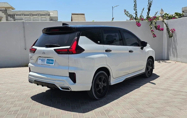 Mitsubishi Xpander (White), 2024