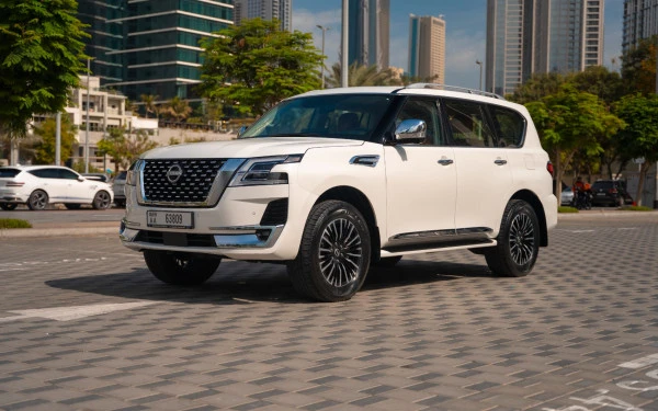نيسان باترول Platinum V6 (أبيض), 2024
