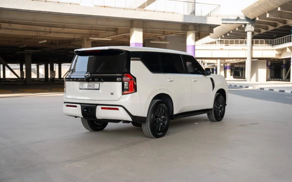 Nissan Patrol Platinum V6 (White), 2026