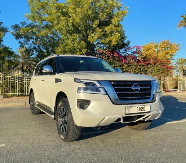 Nissan Patrol V6 (White), 2020