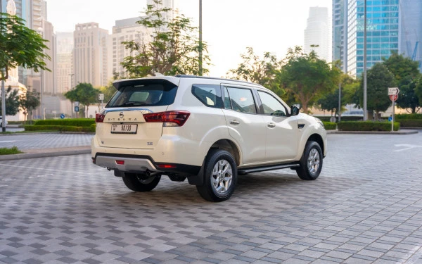 Nissan Xterra (White), 2025
