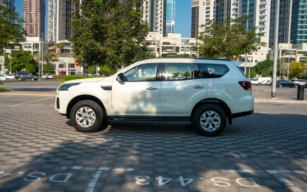 Nissan Xterra (White), 2025