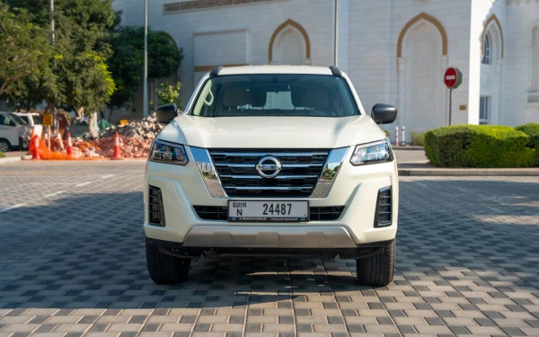 Nissan Xterra (White), 2025