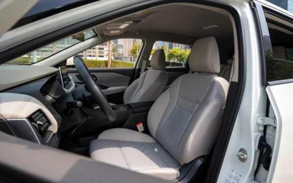 Nissan X-Trail (White), 2025